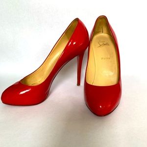 Christian Louboutin Patent Leather Pumps SZ 8
